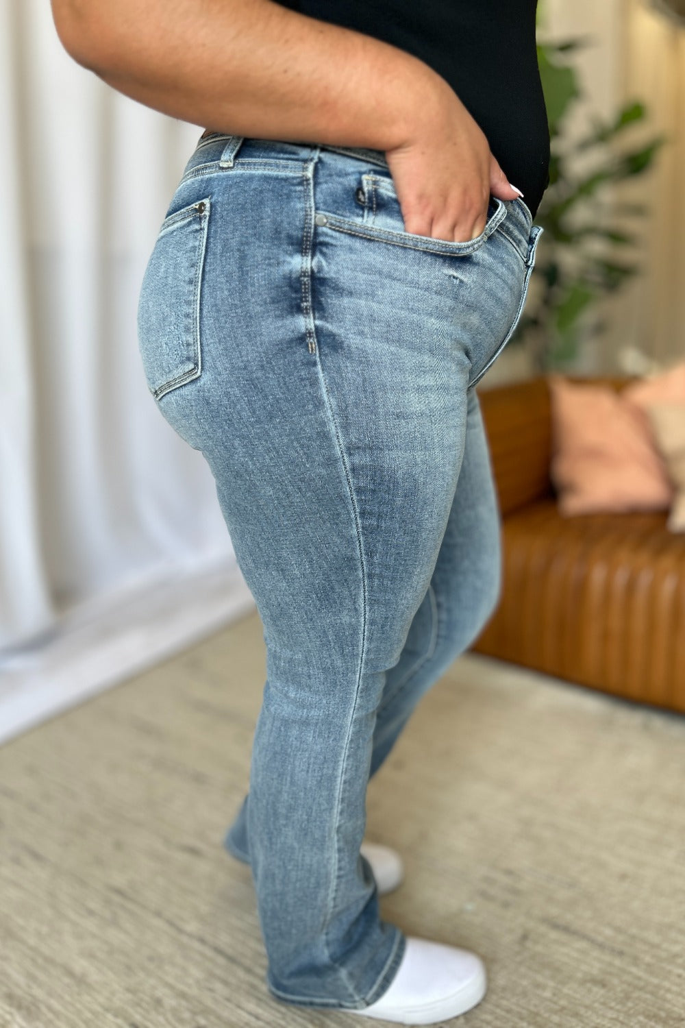 Women Full Size Medium Rise Bootcut Jeans