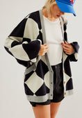 Load image into Gallery viewer, Women Color Block Button Down Long Sleeve Cardigan