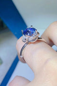 Load image into Gallery viewer, Women 2 Carat Moissanite Contrast 925 Sterling Silver Ring