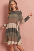 Load image into Gallery viewer, Long Sleeved Rib Stripe Pocket Dress