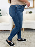 Load image into Gallery viewer, Women Full Size Classic Handsand Skinny Jeans