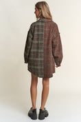 Load image into Gallery viewer, Women Snap Down Tweed Plaid Contrast  Longline Shacket
