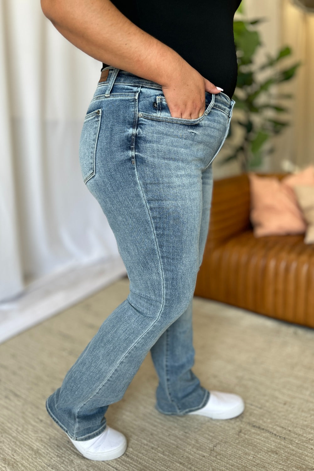 Women Full Size Medium Rise Bootcut Jeans