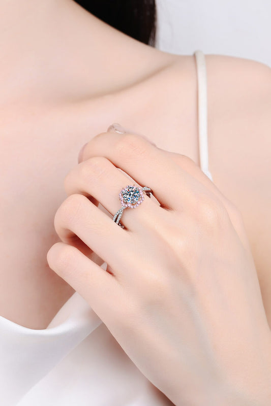 Women 1 Carat Moissanite Flower-Shaped Crisscross Ring