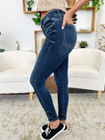 Load image into Gallery viewer, Women Full Size Classic Handsand Skinny Jeans
