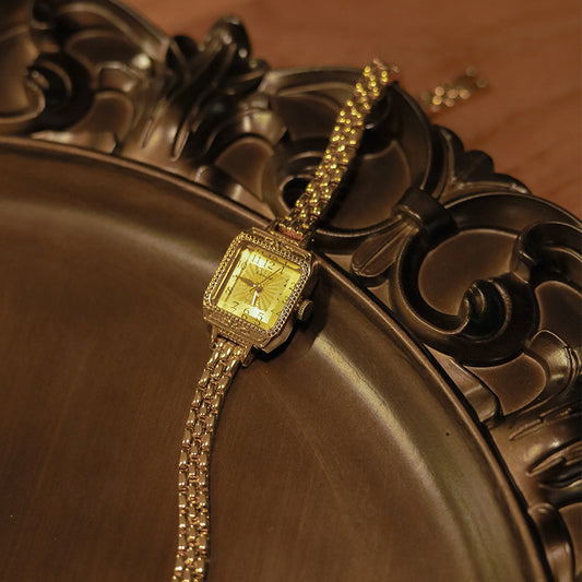 Women Square Copper Strips Middle Ancient Watch