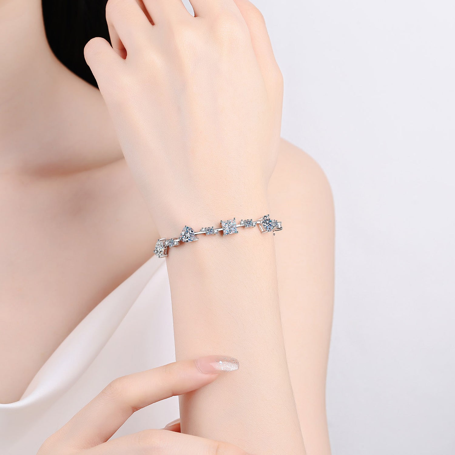 Women 6.2 Carat Moissanite 925 Sterling Silver Bracelet