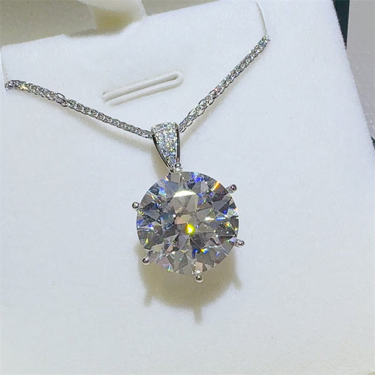 Women 10 Carat Moissanite 925 Sterling Silver Pendant Necklace