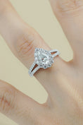 Load image into Gallery viewer, Women 1 Carat Moissanite Teardrop Split Shank Ring
